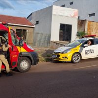 Imagem referente a Homem é espancado por 5 indivíduos após sair de tabacaria no bairro Santa Felicidade