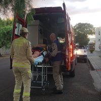 Imagem referente a Idoso fica ferido ao sofrer queda no Bairro Neva em Cascavel