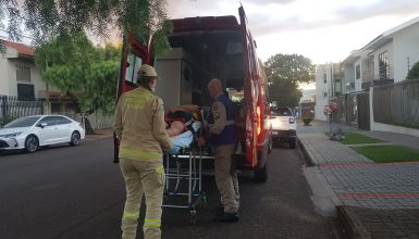 Imagem referente a Idoso fica ferido ao sofrer queda no Bairro Neva em Cascavel