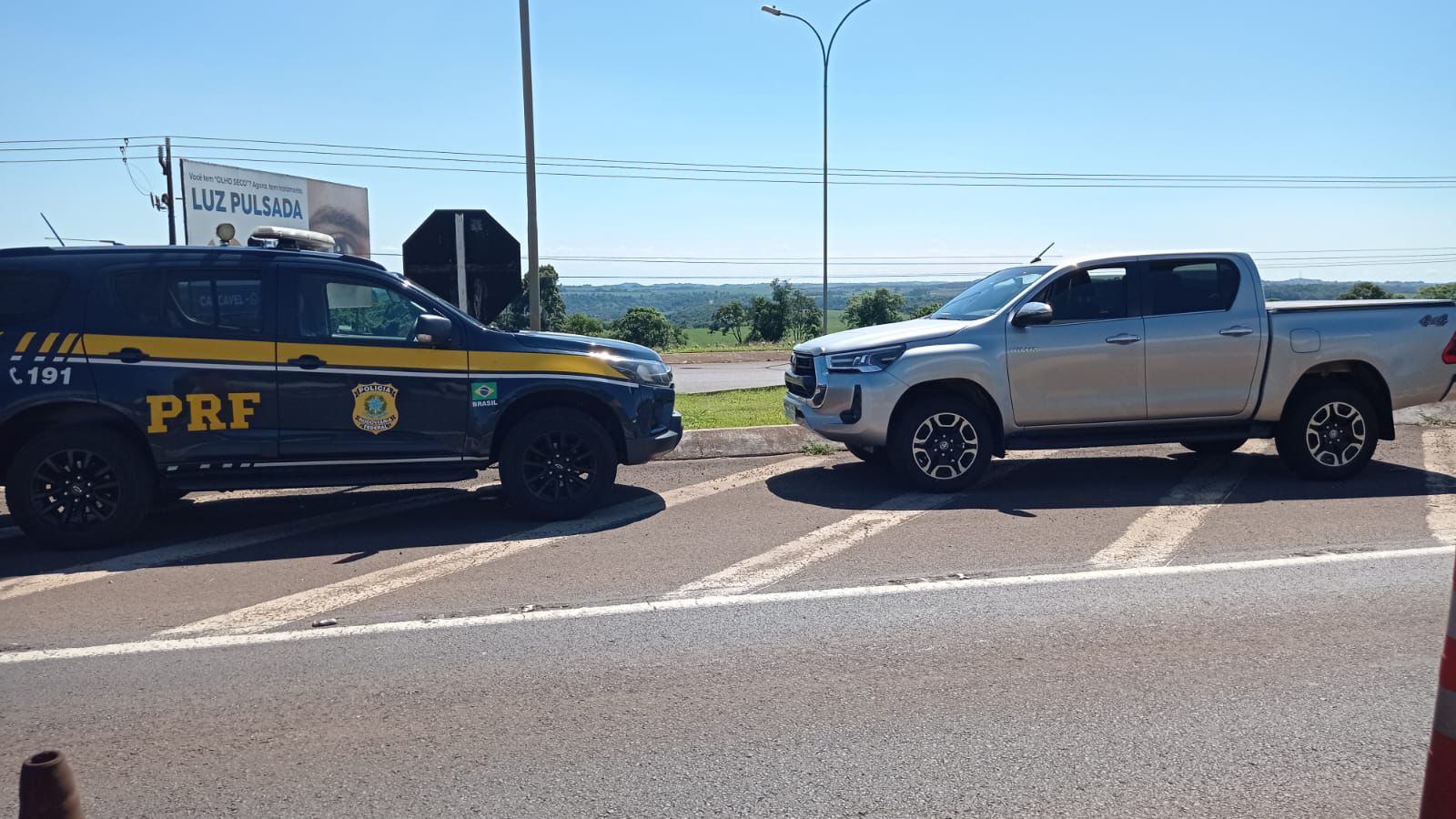 PRF de Catanduvas recupera Caminhonete Hilux de Cascavel, furtada esta madrugada em Itapoá/SC PRF de Catanduvas recupera Caminhonete Hilux de Cascavel, furtada esta madrugada em Itapoá/SC