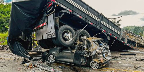 Imagem referente a Acidente em MG: advogado nega que CNH de motorista estivesse suspensa