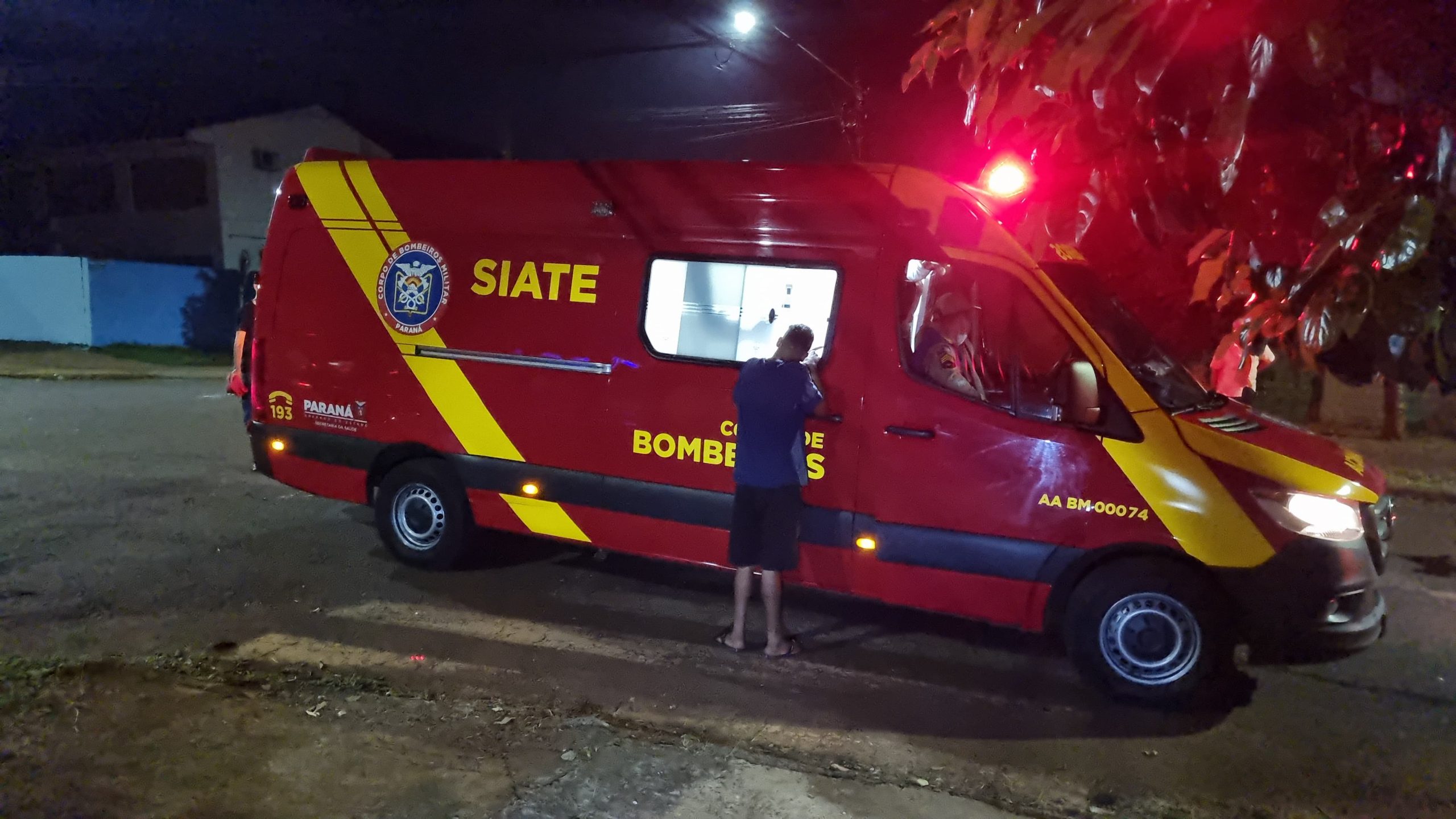 Vizinho joga pedra contra adolescente no Cataratas
