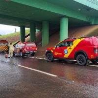 Imagem referente a Jovem fica em estado grave após cair do viaduto da Avenida Rocha Pombo