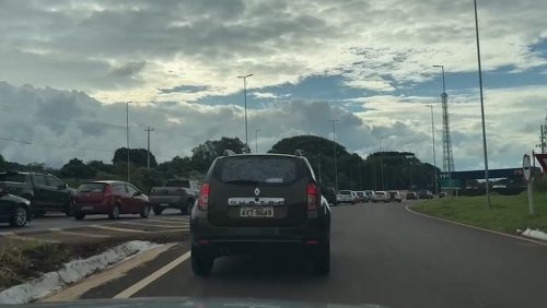 Imagem referente a Natal sobrecarrega rodovias em Cascavel: retorno causa congestionamentos