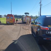 Imagem referente a Motociclista tem fratura no braço após sofrer acidente às margens da BR-277