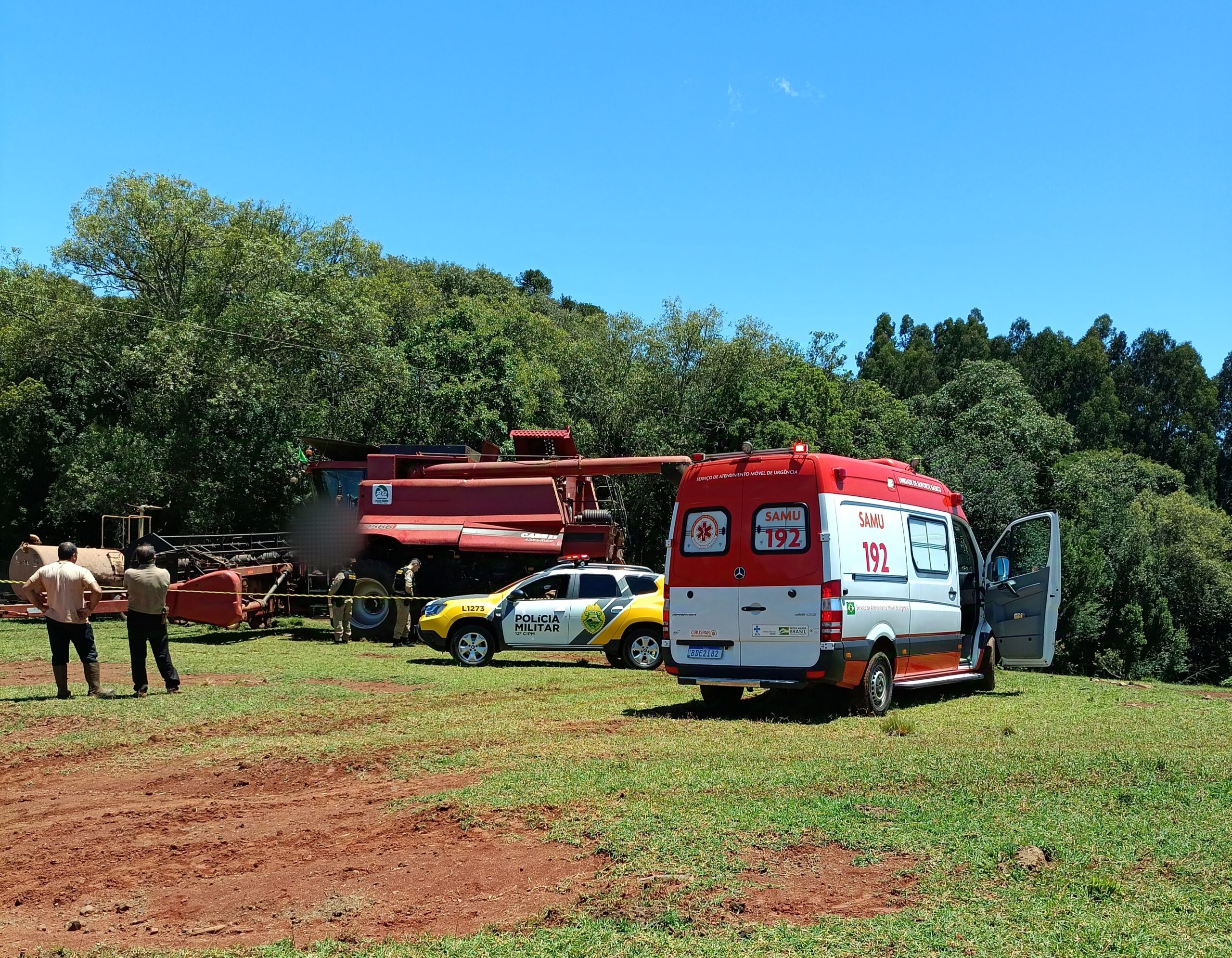 Trabalhador morre em área rural durante manutenção de colheitadeira
