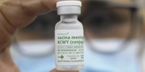 Imagem referente a Rio: Saúde libera vacina contra meningite para profissionais de saúde