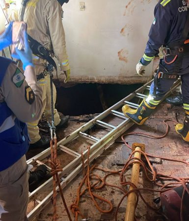 Imagem referente a Tragédia em Corbélia: piso de cozinha desaba e soterra mãe e filha em fossa um dia após o Natal