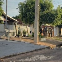 Imagem referente a Pai faz filhos reféns em Altônia e morre baleado pelo Bope após iniciar “contagem regressiva”