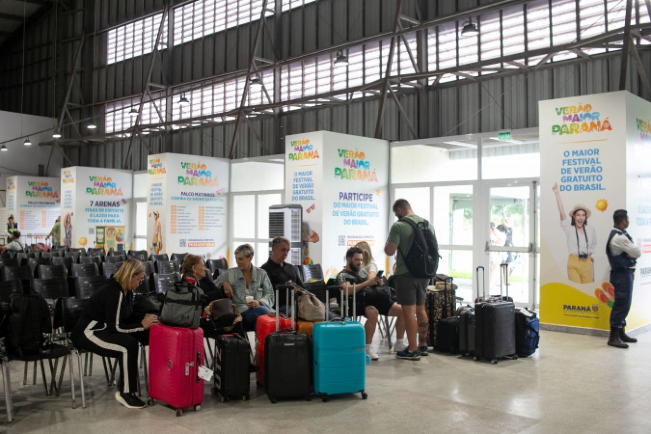 Com turistas estrangeiros, Paranaguá recebe 3ª escala de cruzeiros da temporada Com turistas estrangeiros, Paranaguá recebe 3ª escala de cruzeiros da temporada