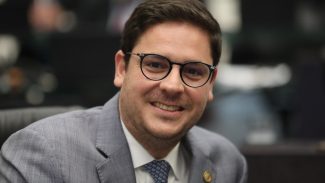 Deputado mais 'gastão' do Paraná: quase meio milhão em privilégios e luxos