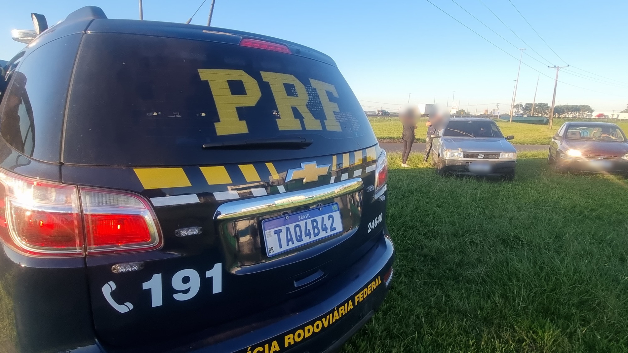 PRF intensifica fiscalização no Trevo Guarujá e garante ordem no trânsito