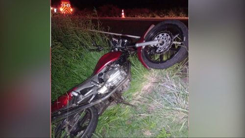 Imagem referente a Acidente de moto na BR-376 deixa dois feridos