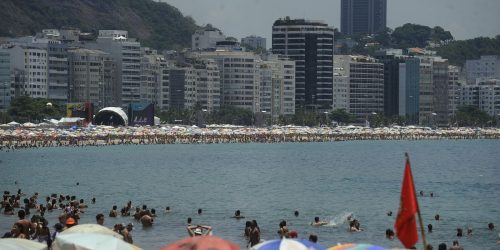 Imagem referente a Fiscalização encontra irregularidades em hotéis na orla de Copacabana