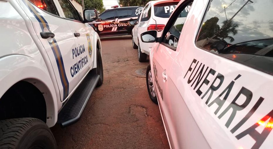 Morto e nu: homem de 39 anos é achado sem vida em apartamento 