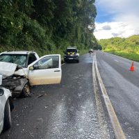 Imagem referente a Colisão frontal na BR-373 deixa três feridos e interdita pista em Candói