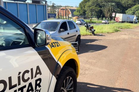 Imagem referente a Mulher fica ferida após veículo que conduzia capotar em rodovia de Maringá