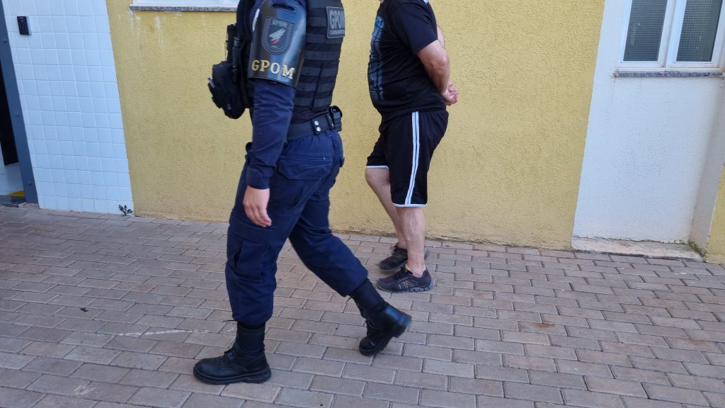 Homem é preso por embriaguez após acidente de trânsito em Cascavel