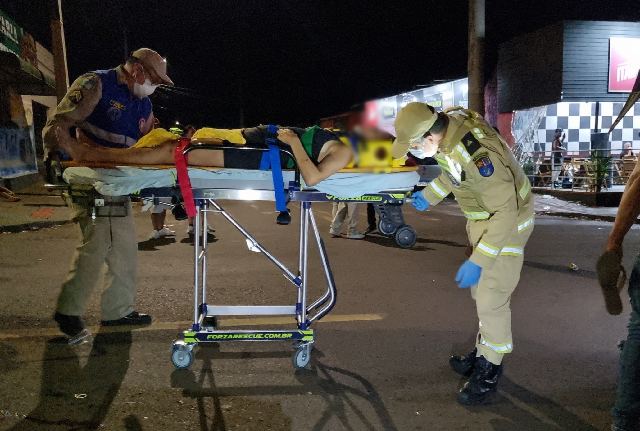 Mulher de 40 anos é atropelada por Fiesta no Tarumã