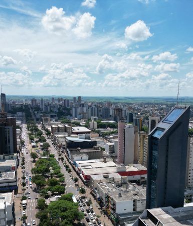 Imagem referente a Domingo de calor intenso e chance de chuvas isoladas em Cascavel