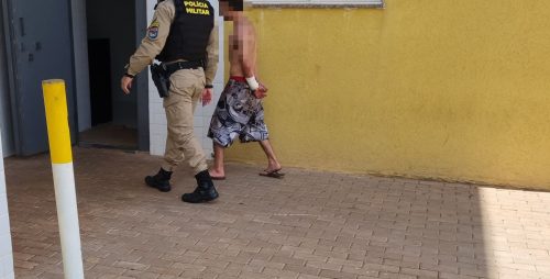 Imagem referente a Após agredir mulher, indivíduo é preso pela Polícia Militar