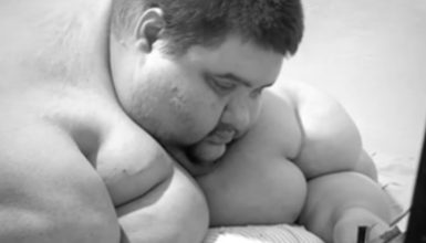 Imagem referente a Morre influenciador Gabriel Freitas que chegou aos 380 Kg e lutava contra a obesidade