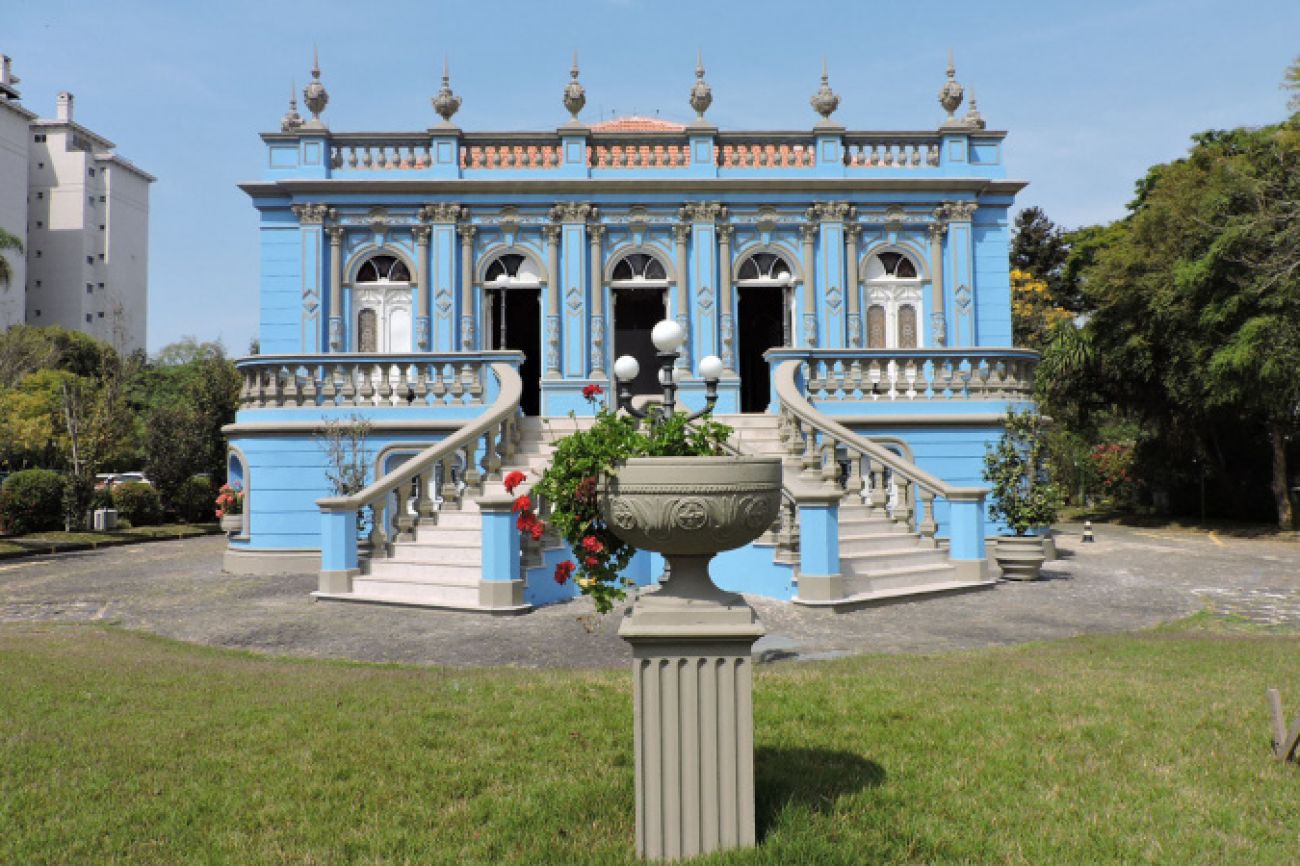 BRDE lança Edital de Incentivo à Cultura 2025 com recursos do ISS e IPTU de Curitiba BRDE lança Edital de Incentivo à Cultura 2025 com recursos do ISS e IPTU de Curitiba