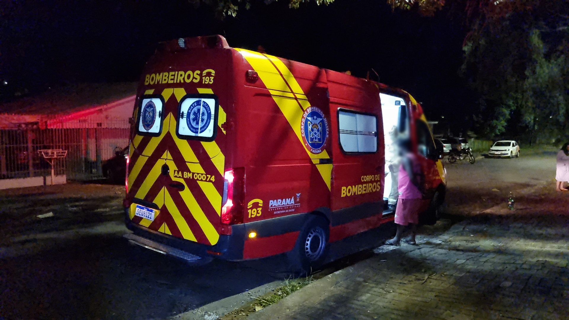 Vítima tem grande perca de sangue após ser agredida com garrafadas no bairro Alto Alegre
