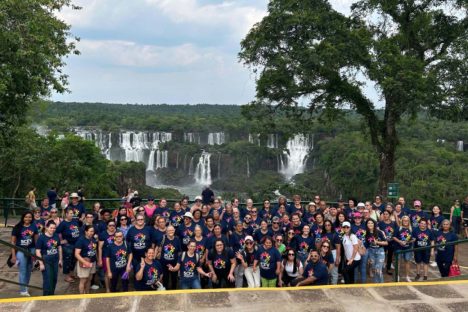 Imagem referente a Paraná + Viagem leva 1,8 mil pessoas a pontos turísticos estaduais em passeios gratuitos