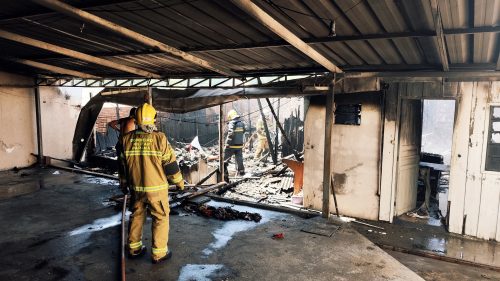 Imagem referente a Casas são destruídas em incêndio no bairro Brasília