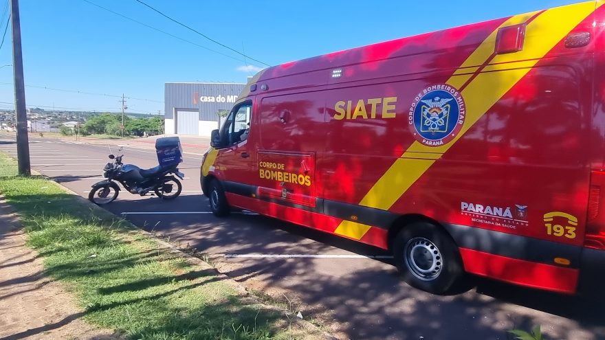 Motociclista fica ferido após cair de moto na Avenida Piquiri