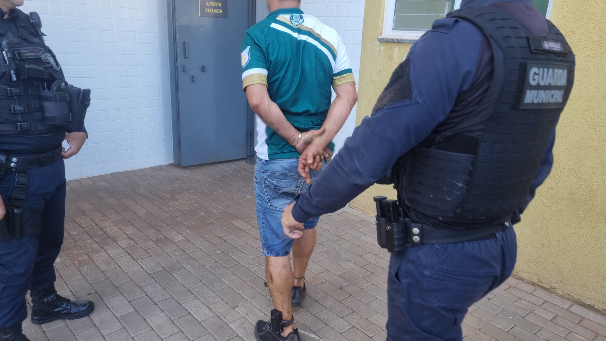 Palmeirense é detido após agredir a irmã no Santa Felicidade
