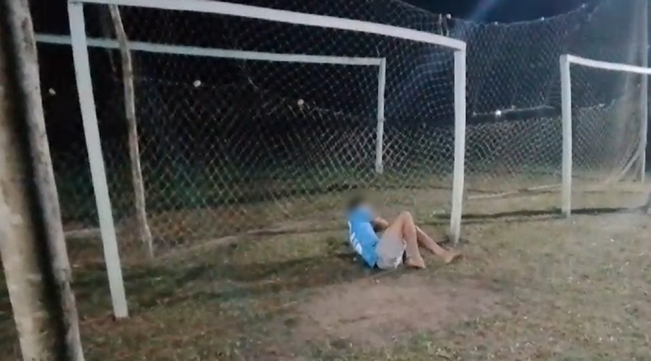 Tragédia no campo: adolescente morre após levar bolada durante partida de futebol
