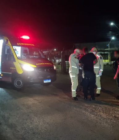 Imagem referente a Homem machuca punho em acidente de moto no Parque São Paulo