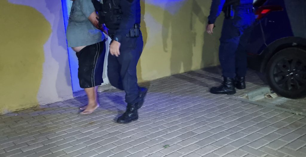 Mulher é hospitalizada depois de ser agredida pelo marido de 62 anos no bairro Morumbi Mulher é hospitalizada depois de ser agredida pelo marido de 62 anos no bairro Morumbi