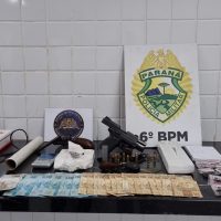 Imagem referente a Combate ao tráfico de drogas: Polícia Militar apreende drogas, armas de fogo e dinheiro