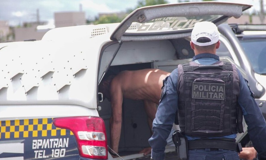 Homem é preso após mandar sargento da PM olhar para órgão genital 
