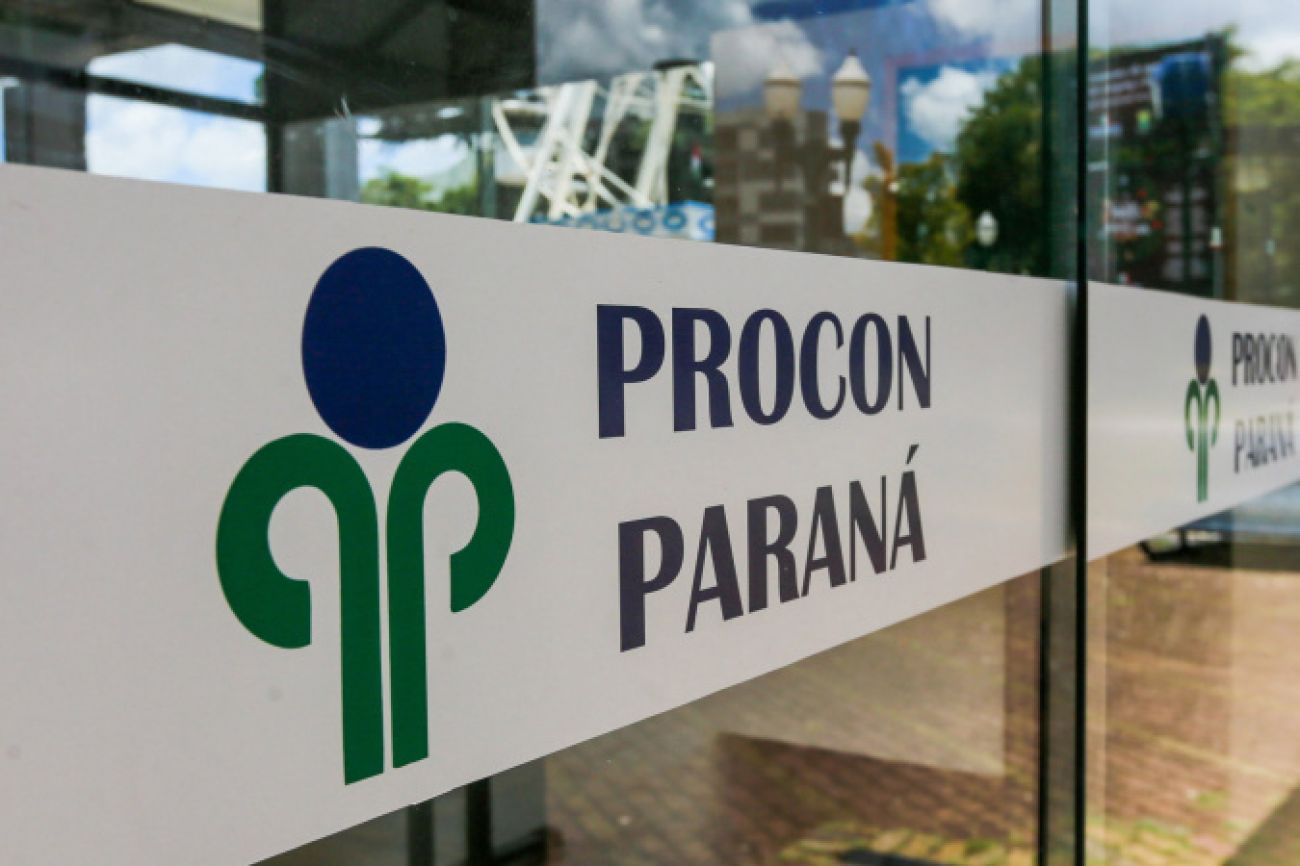 Procon-PR lança cartilha para orientar consumidores na volta às aulas