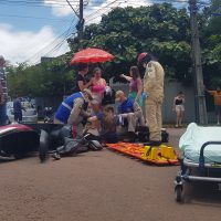 Imagem referente a Honda Lead e Meriva se envolvem em colisão no Bairro Parque Verde