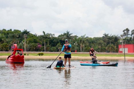 Imagem referente a No Oeste do Paraná, turistas curtem praias de água doce e tranquilidade neste verão