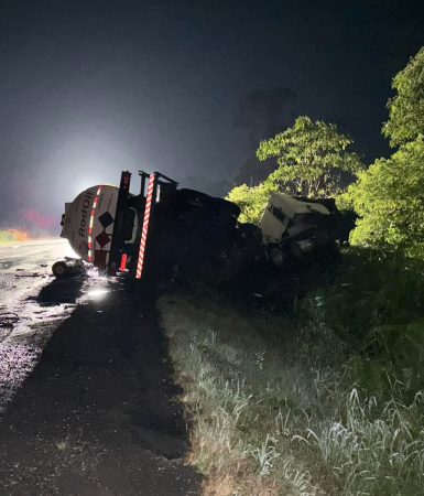 Imagem referente a Caminhoneiro morto em grave acidente na BR-476 era morador de Cascavel