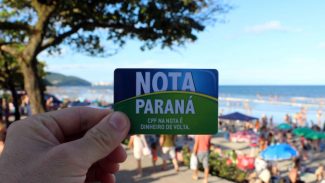 Nota Paraná entrega prêmios de R$ 1.000 para moradores de 44 cidades