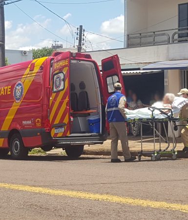 Imagem referente a Idosa de 89 anos é socorrida pelo Siate na Rua Cassiano Jorge Fernandes