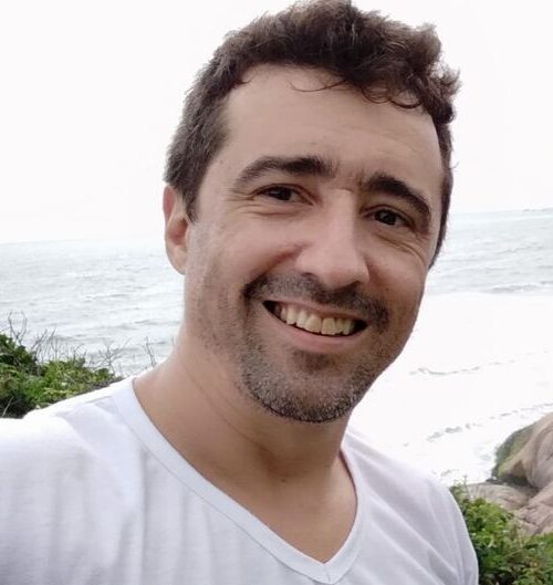 Imagem referente a Comunidade escolar em luto: Professor Daniel Araújo de Freitas morre em acidente