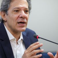 Imagem referente a Haddad desmente imposto sobre pets e Pix após vídeo falso feito com IA