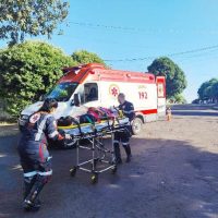 Imagem referente a Ciclista sofre corte profundo na cabeça ao bater em pedra quando descia da rampa de casa em Goioerê 