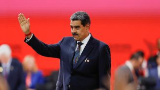 Venezuela: Maduro assume 3º mandato e promete reforma na Constituição