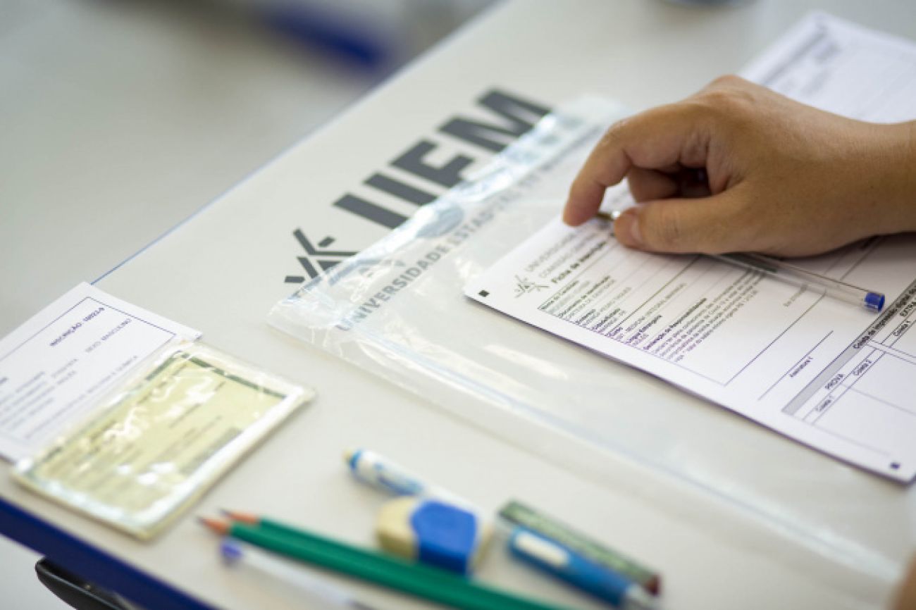 UEM recebe mais de 9 mil candidatos para o Vestibular de Verão 2024 neste domingo UEM recebe mais de 9 mil candidatos para o Vestibular de Verão 2024 neste domingo
