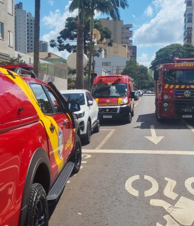 Imagem referente a Resgate em altura: Trabalhador sofre queda em edifício no Centro