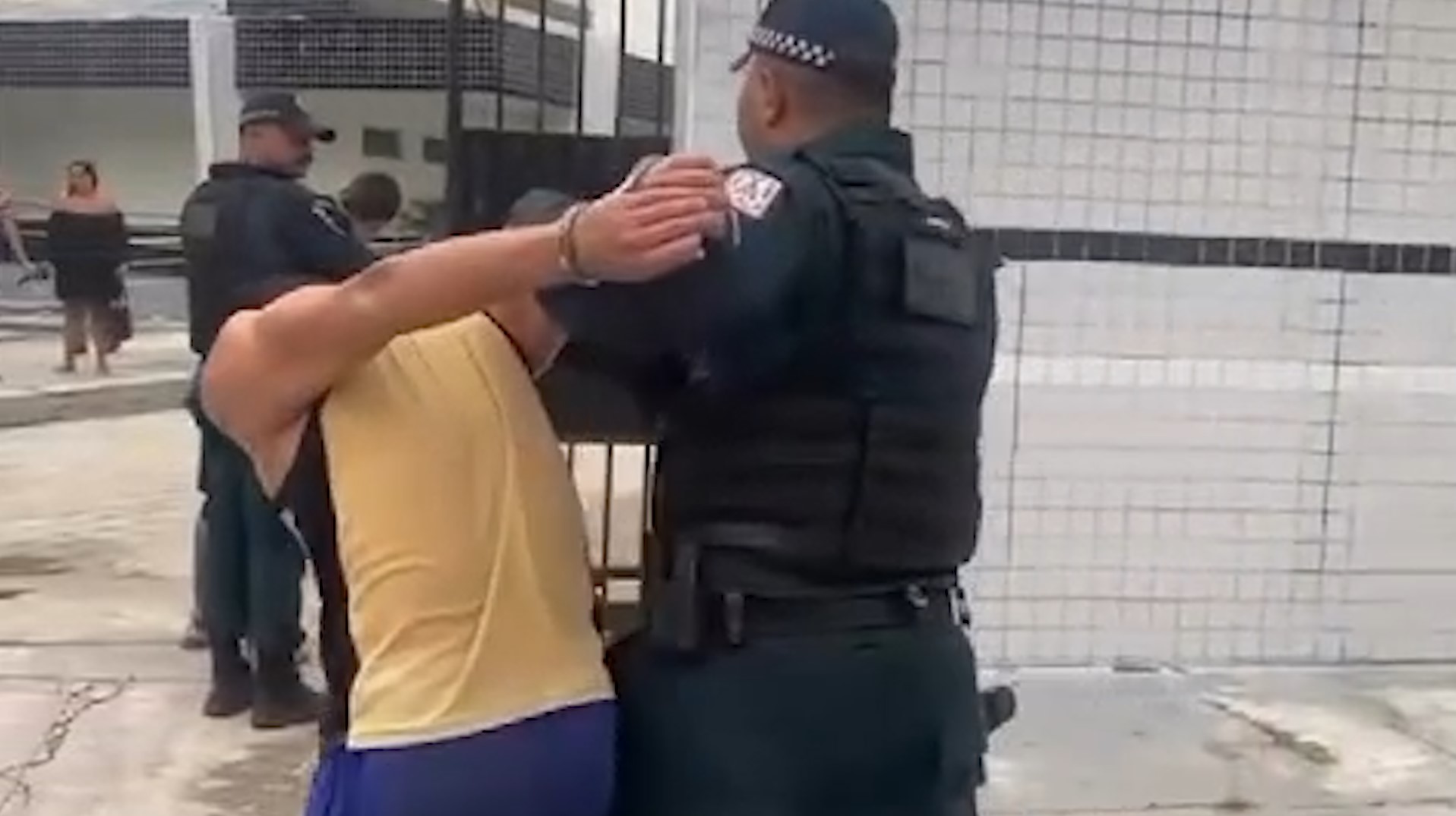Ex-jogador Romário Augusto é preso suspeito de assalto